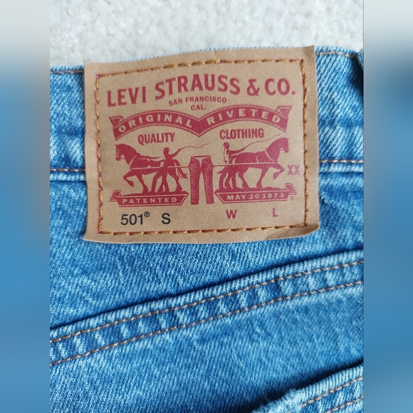 Levi 501 Skinny Jeans NWOT - Picture 3 of 9
